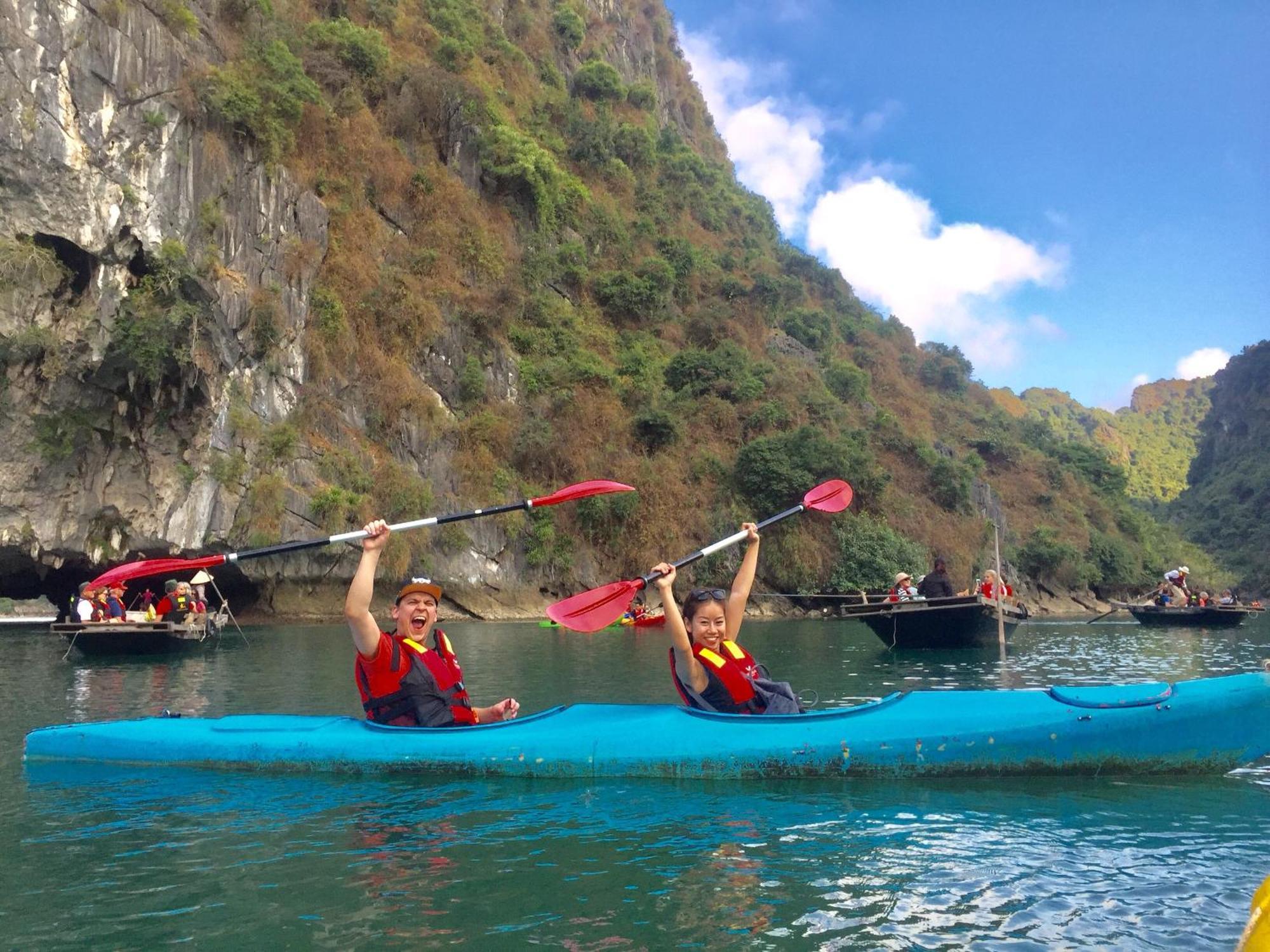 Venezia Boutique Cruises - Catba Island Hotell Chan Chau Exteriör bild