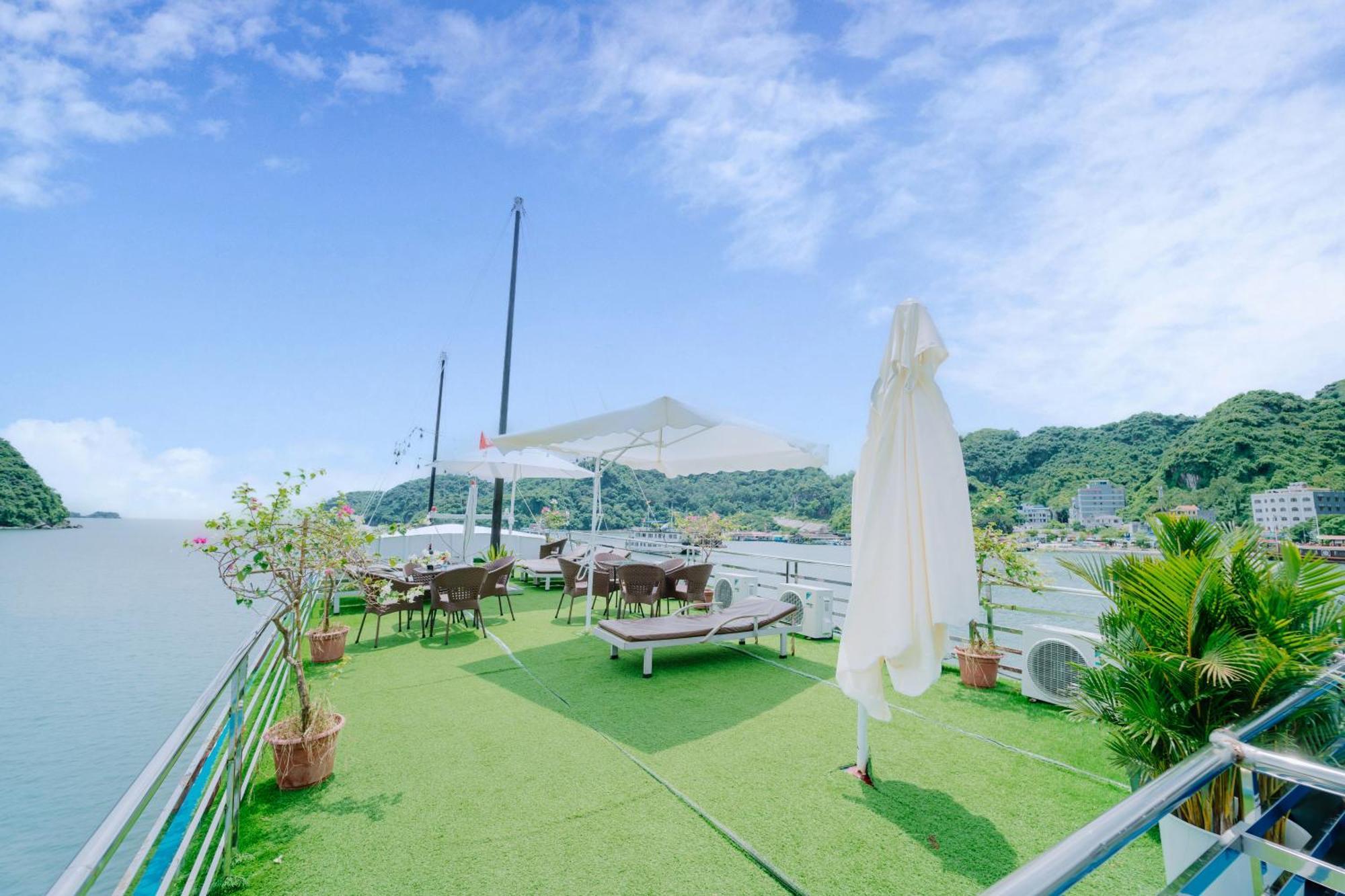 Venezia Boutique Cruises - Catba Island Hotell Chan Chau Exteriör bild
