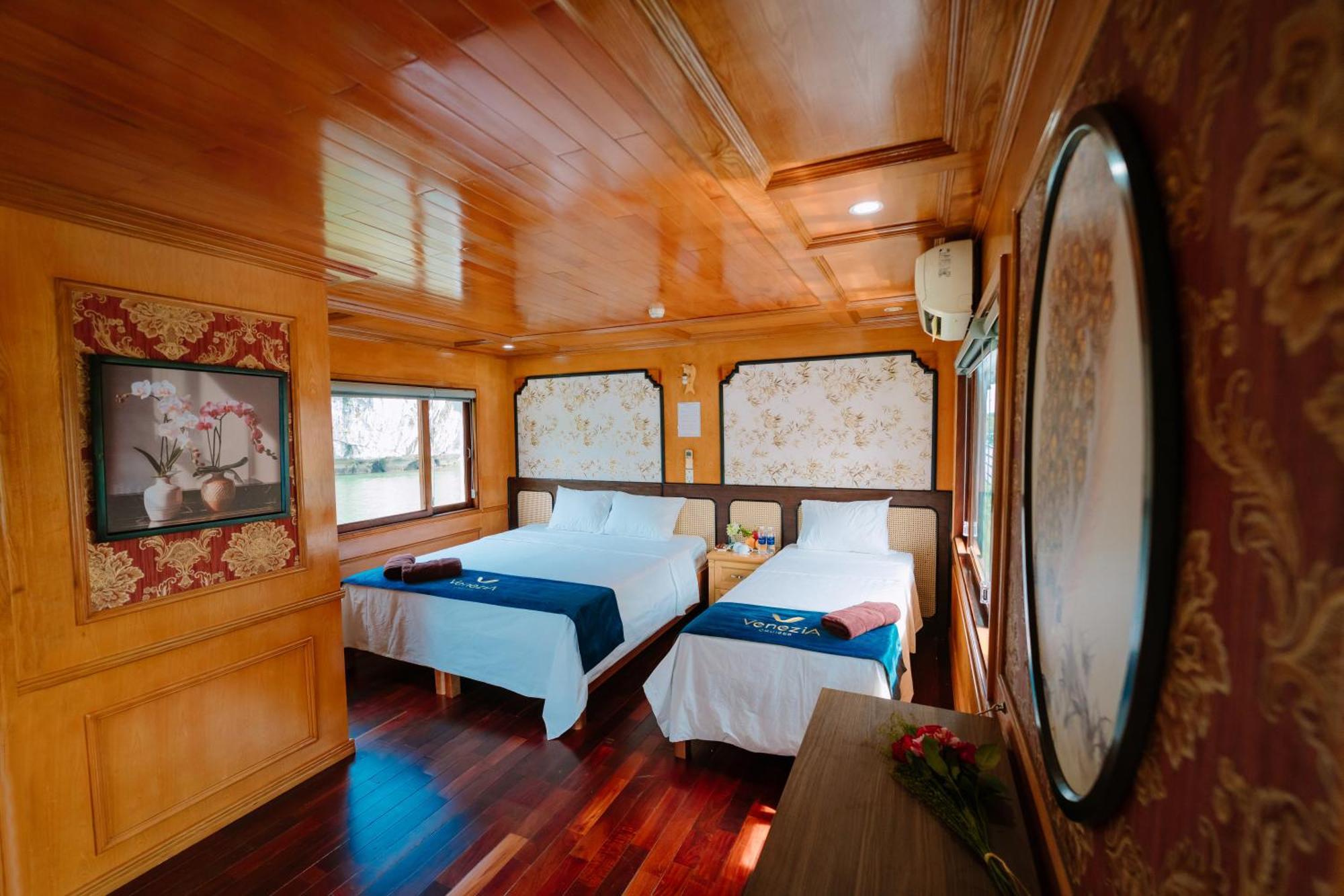 Venezia Boutique Cruises - Catba Island Hotell Chan Chau Exteriör bild